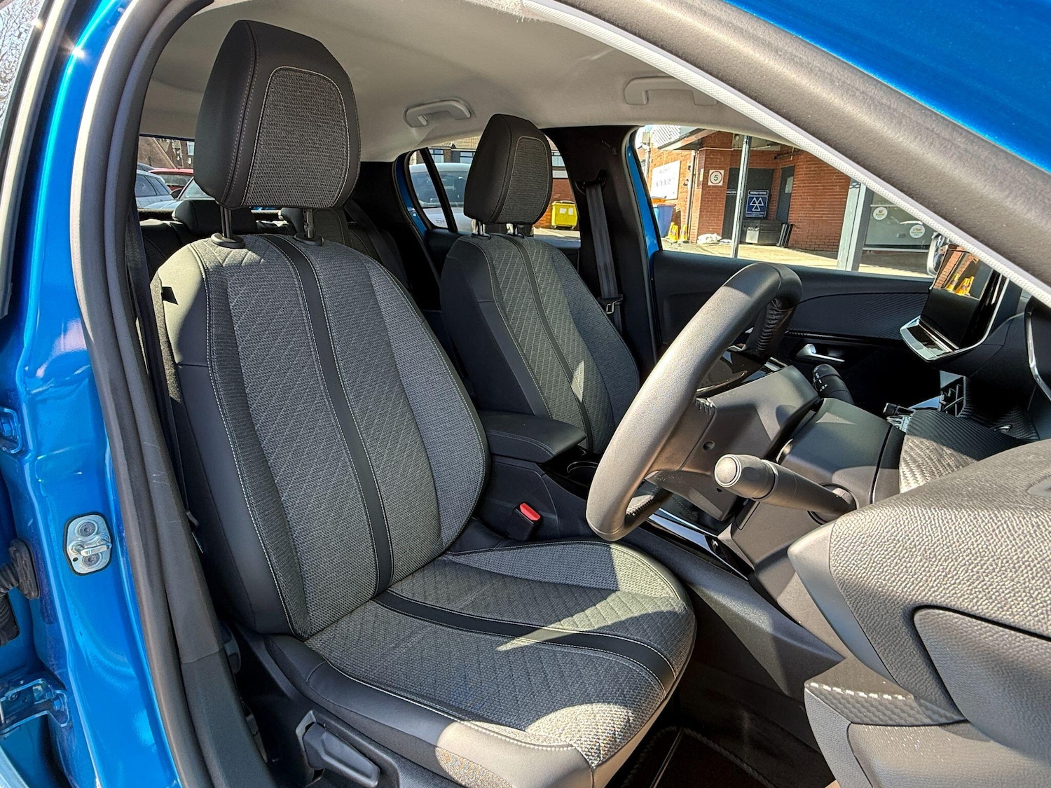 Used Peugeot 208 2025 for sale - 78185407: Photo 17