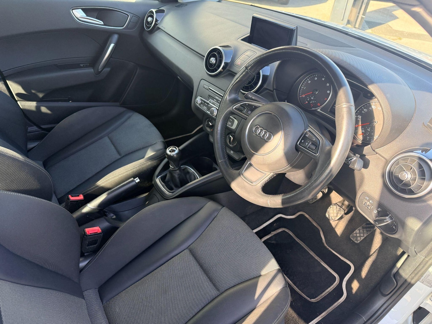 Used Audi A1 for sale - 77957211: Photo 14