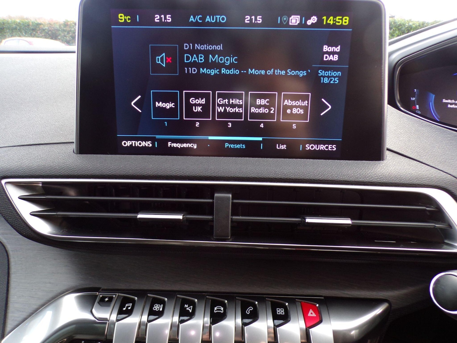 Used Peugeot 3008 2020 for sale - 76560968: Photo 13