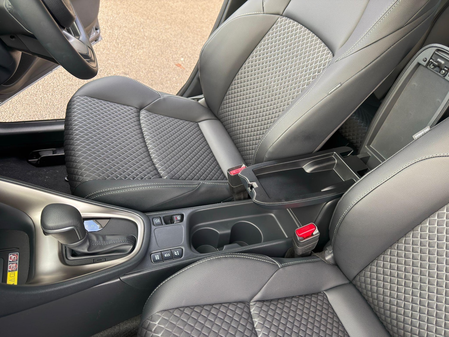 Used Mazda Mazda2 HYBRID 2025 for sale - 78072866: Photo 21