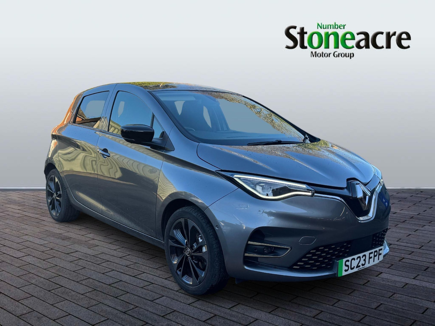 Used Renault Zoe 2023 for sale - 76898309: Photo 1