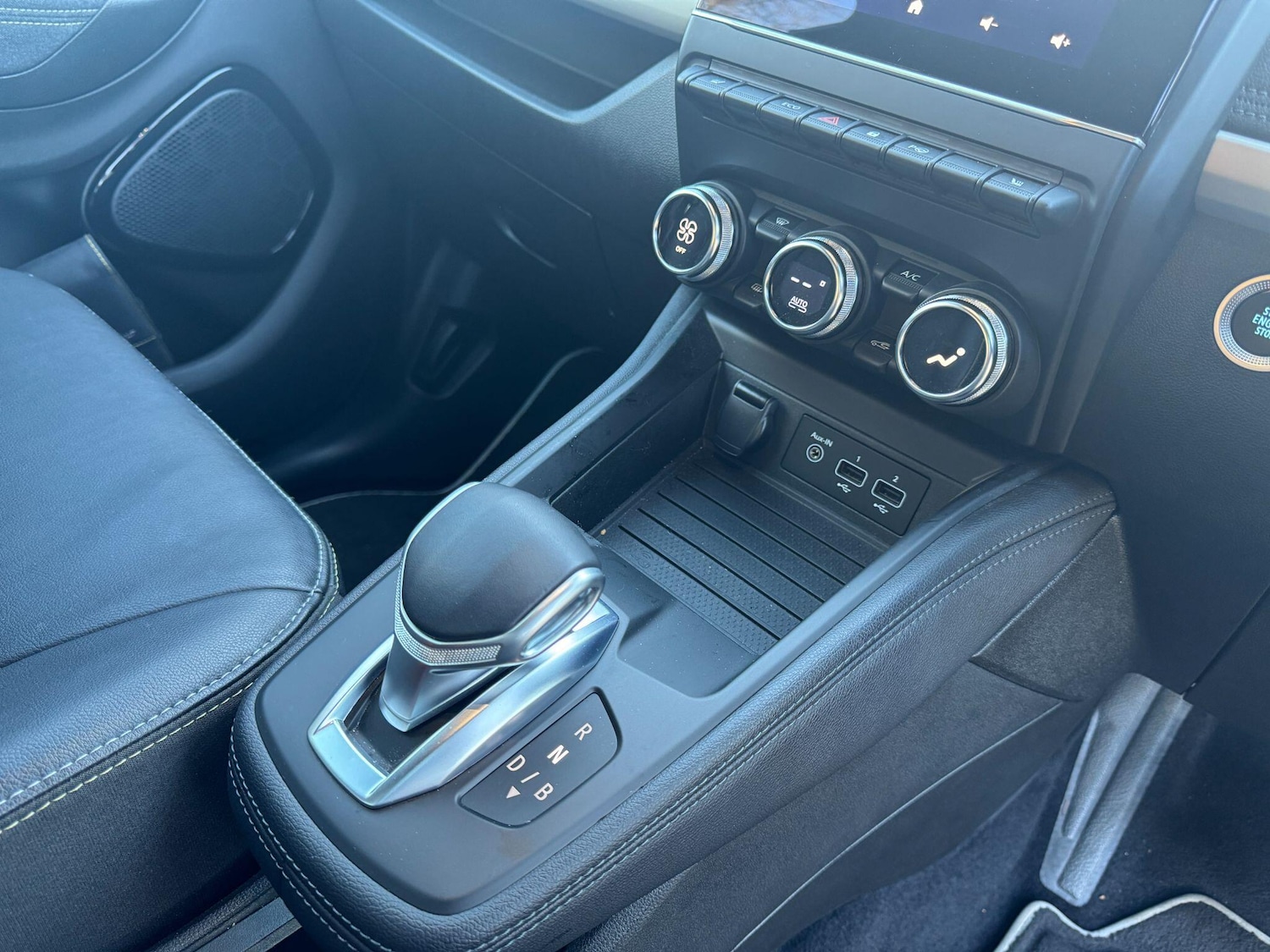 Used Renault Zoe 2023 for sale - 76898309: Photo 19