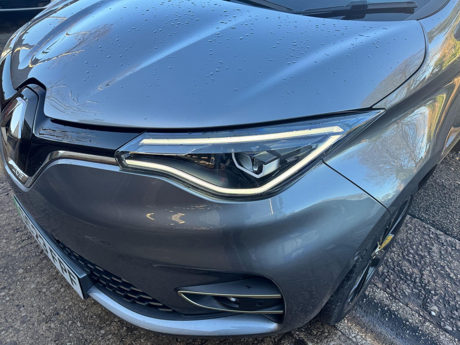 Used Renault Zoe 2023 for sale - 76898309: Photo 9