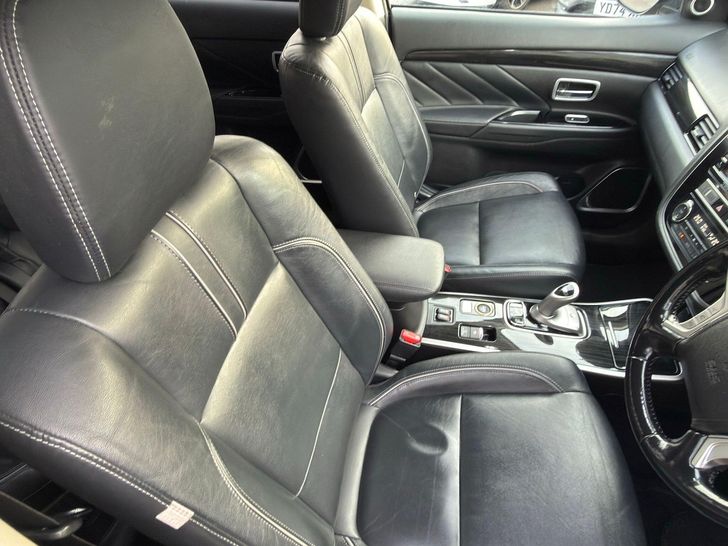 Used Mitsubishi Outlander 2017 for sale - 77230489: Photo 19