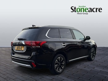 Used Mitsubishi Outlander 2017 for sale - 77230489: Photo