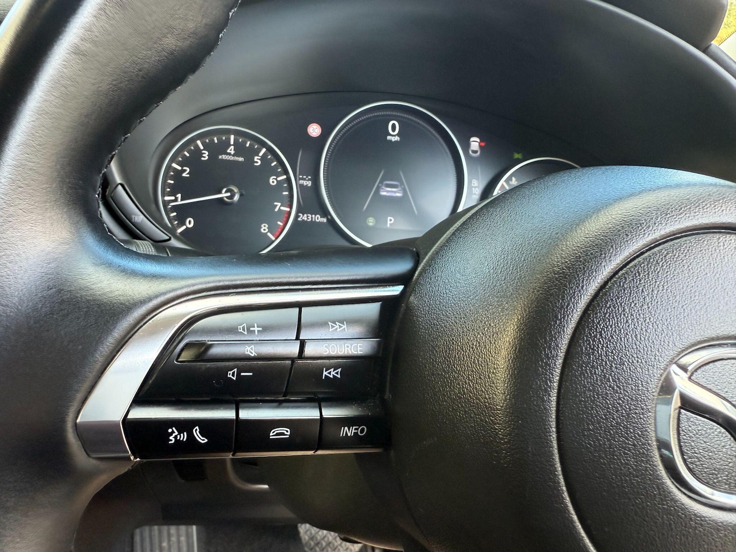 Used Mazda CX-30 2024 for sale - 76071649: Photo 25