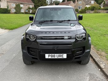 Used Land Rover Defender 2023 for sale - 79527049: Photo