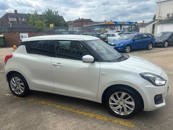 Used Suzuki Swift 2023 for sale - 79248088: Photo