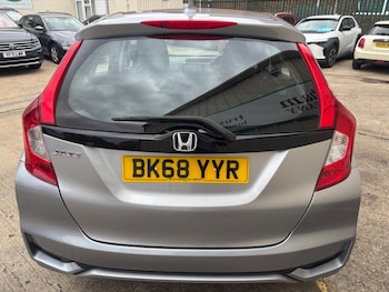 Used Honda Jazz 2018 for sale - 79256032: Photo