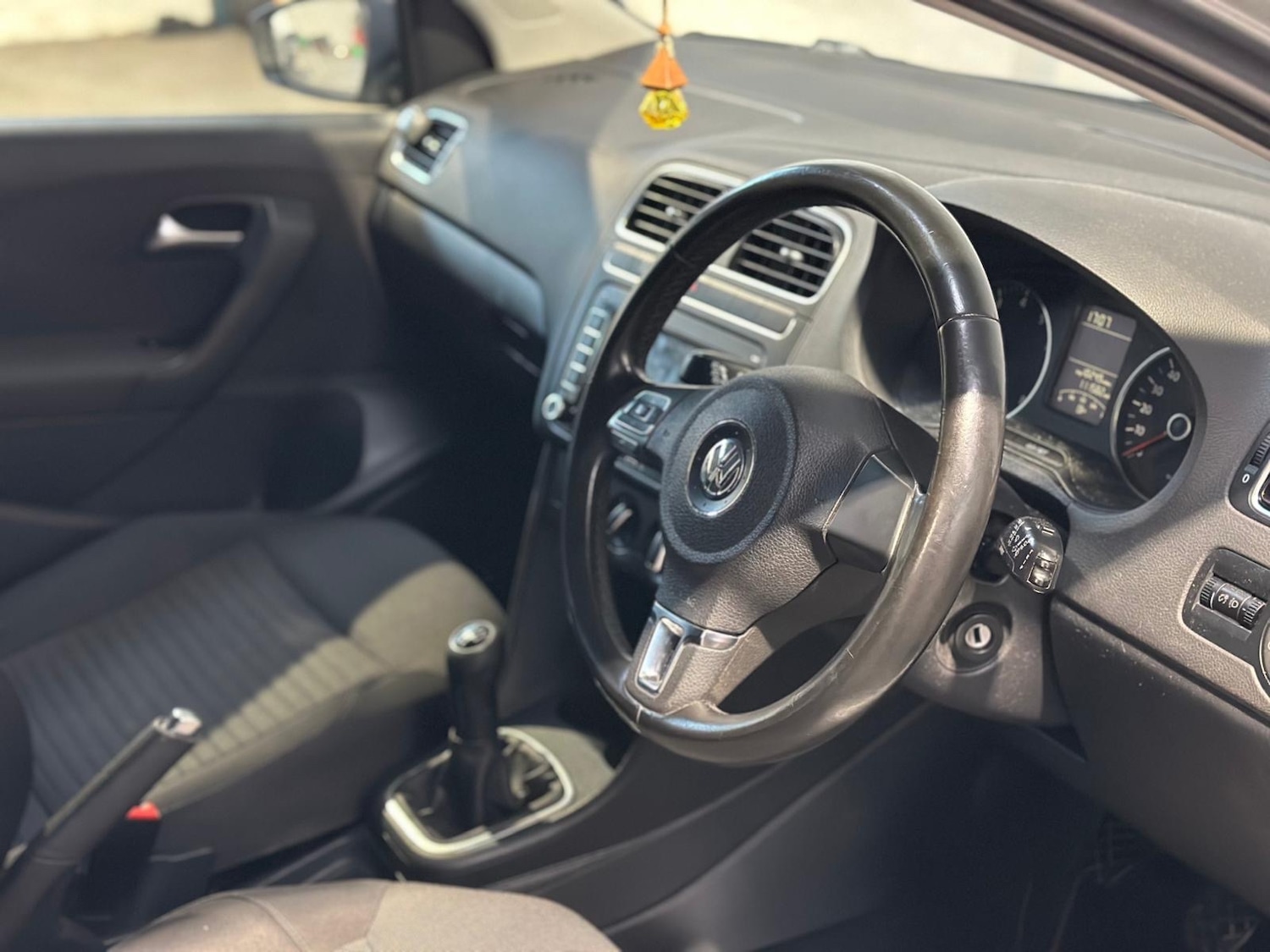 Used Volkswagen Polo 2011 for sale - 77128457: Photo 15