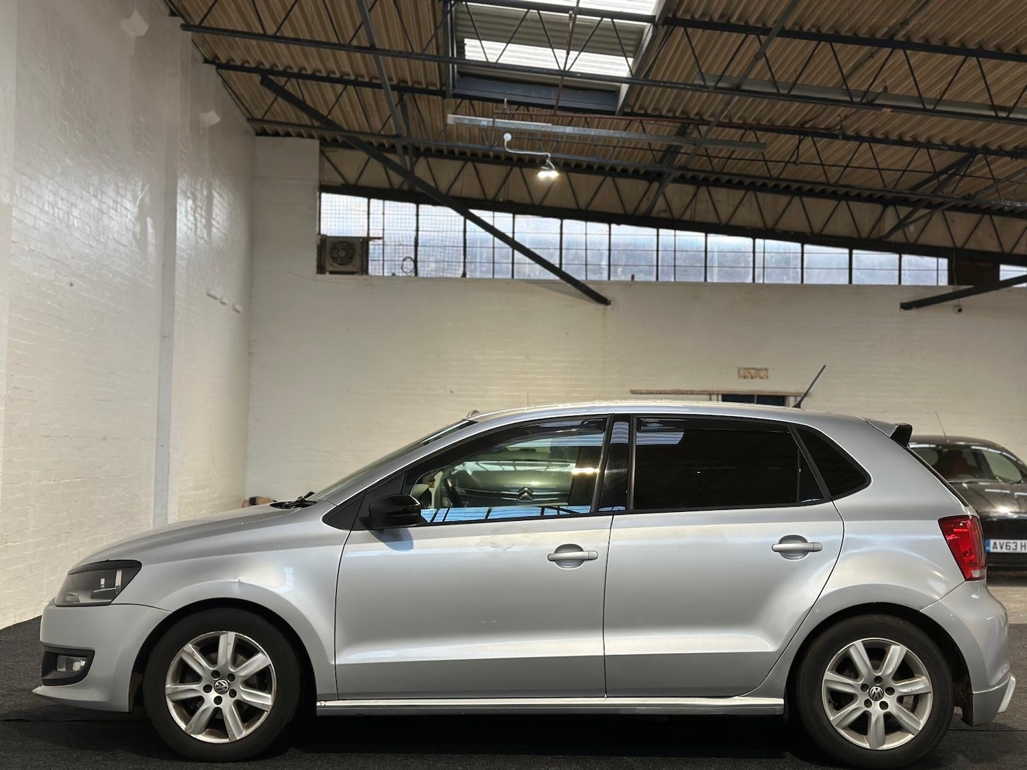 Used Volkswagen Polo 2011 for sale - 77128457: Photo 6