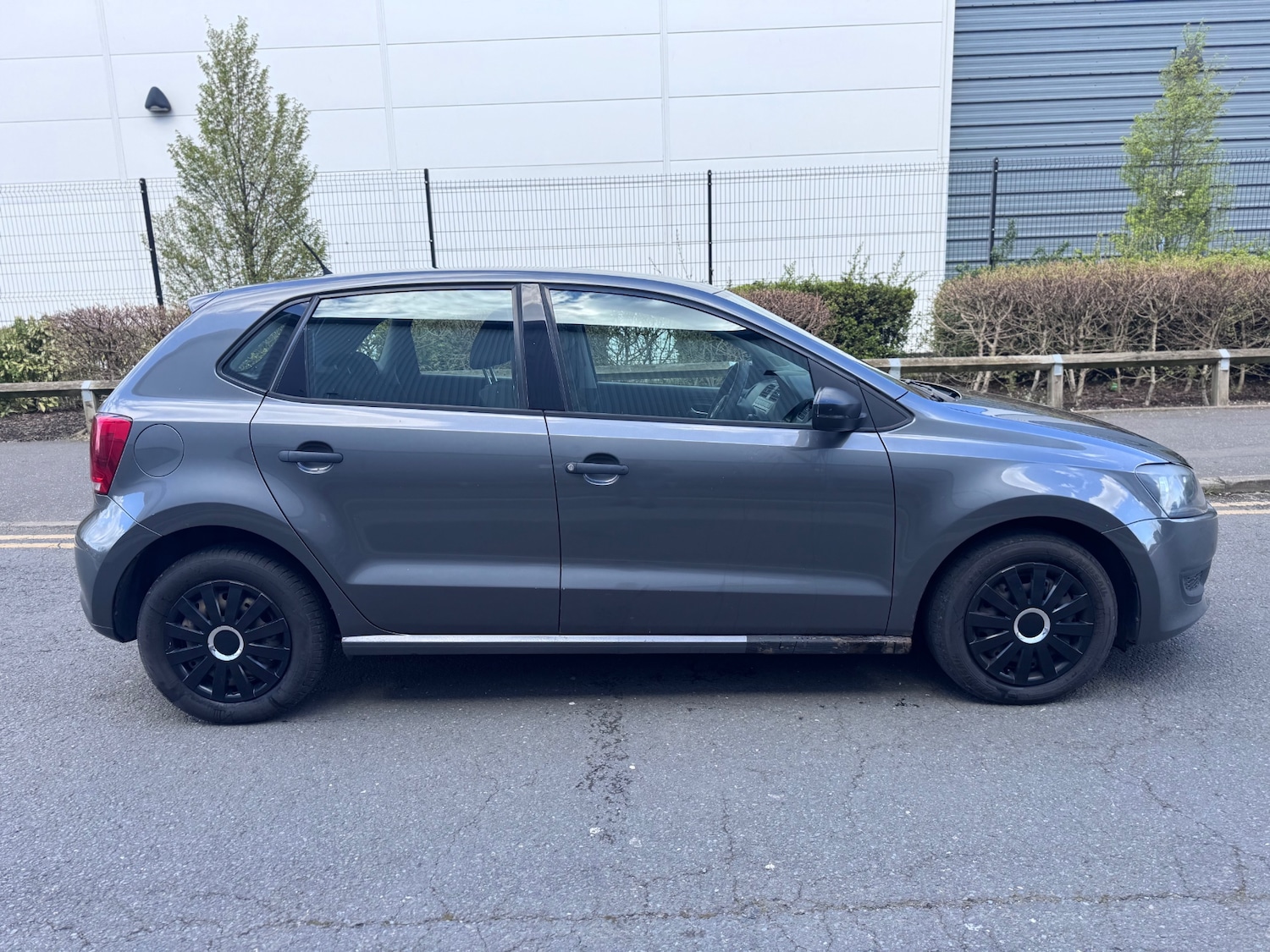 Used Volkswagen Polo 2010 for sale - 78154771: Photo 2