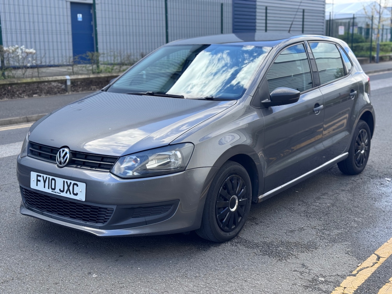 Used Volkswagen Polo 2010 for sale - 78154771: Photo 7