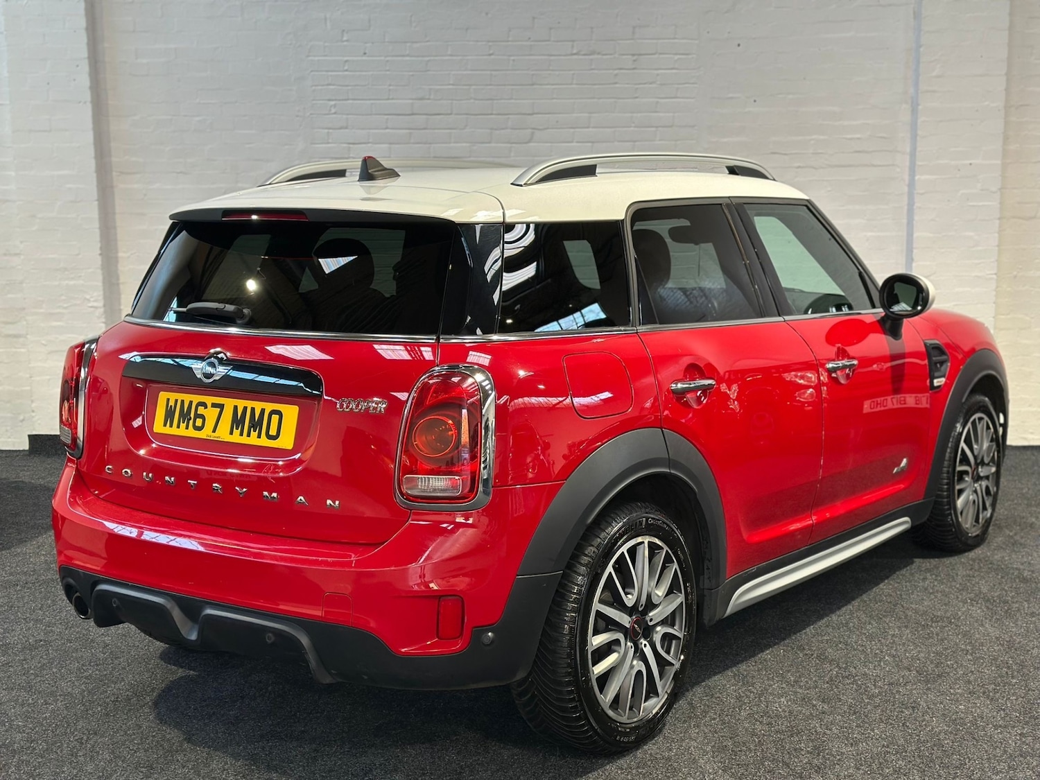 Used MINI Countryman 2017 for sale - 77136960: Photo 3