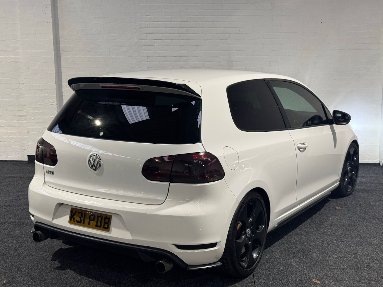 Used Volkswagen Golf 2010 for sale - 76553919: Photo 3