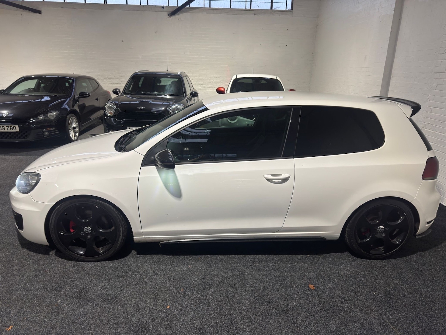 Used Volkswagen Golf 2010 for sale - 76553919: Photo 6