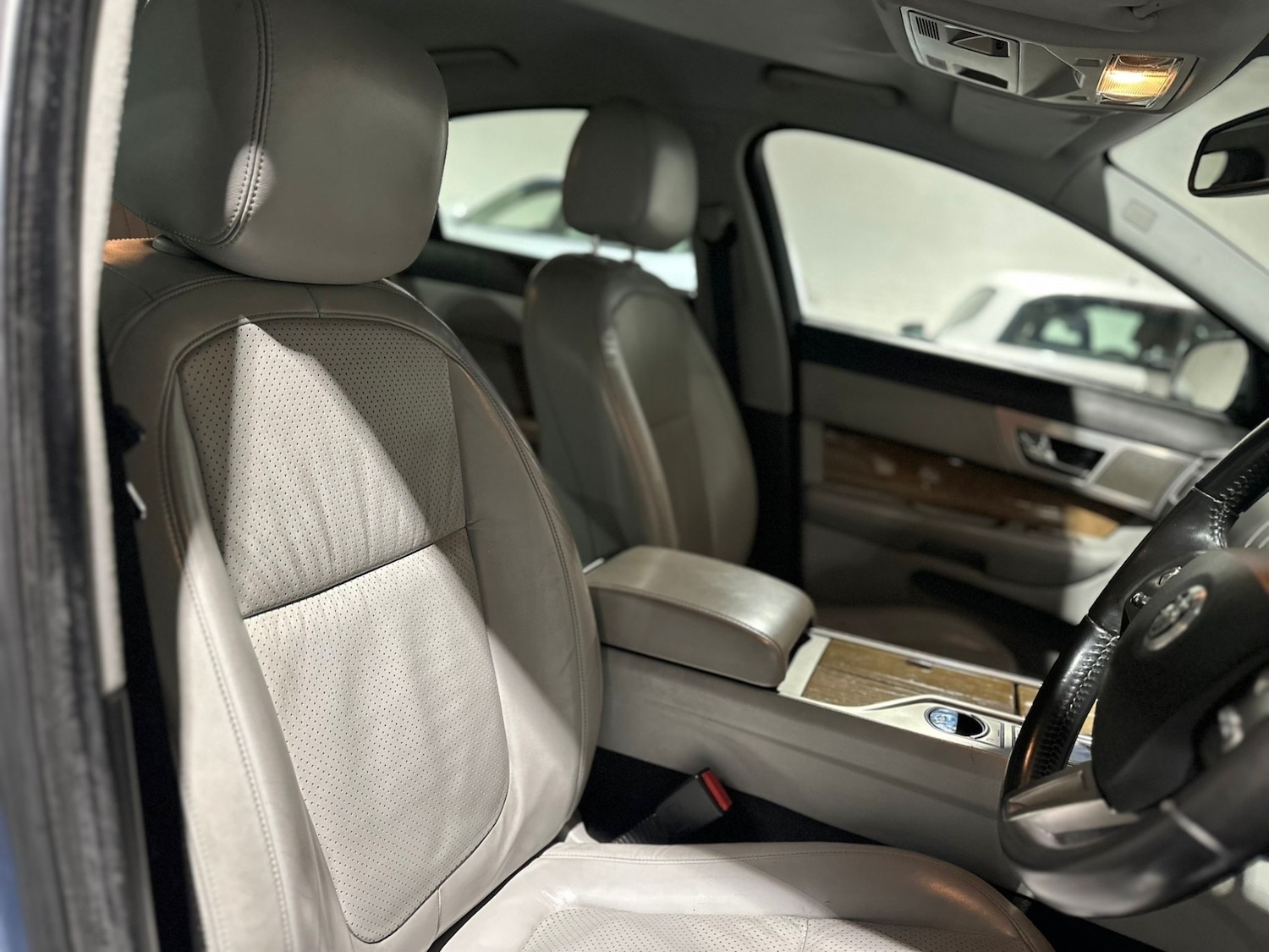 Used Jaguar XF 2009 for sale - 77363556: Photo 18