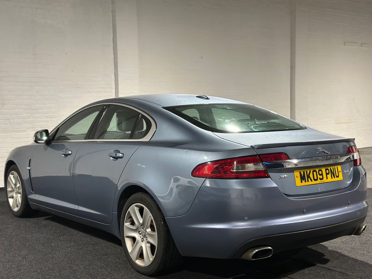 Used Jaguar XF 2009 for sale - 77363556: Photo 5