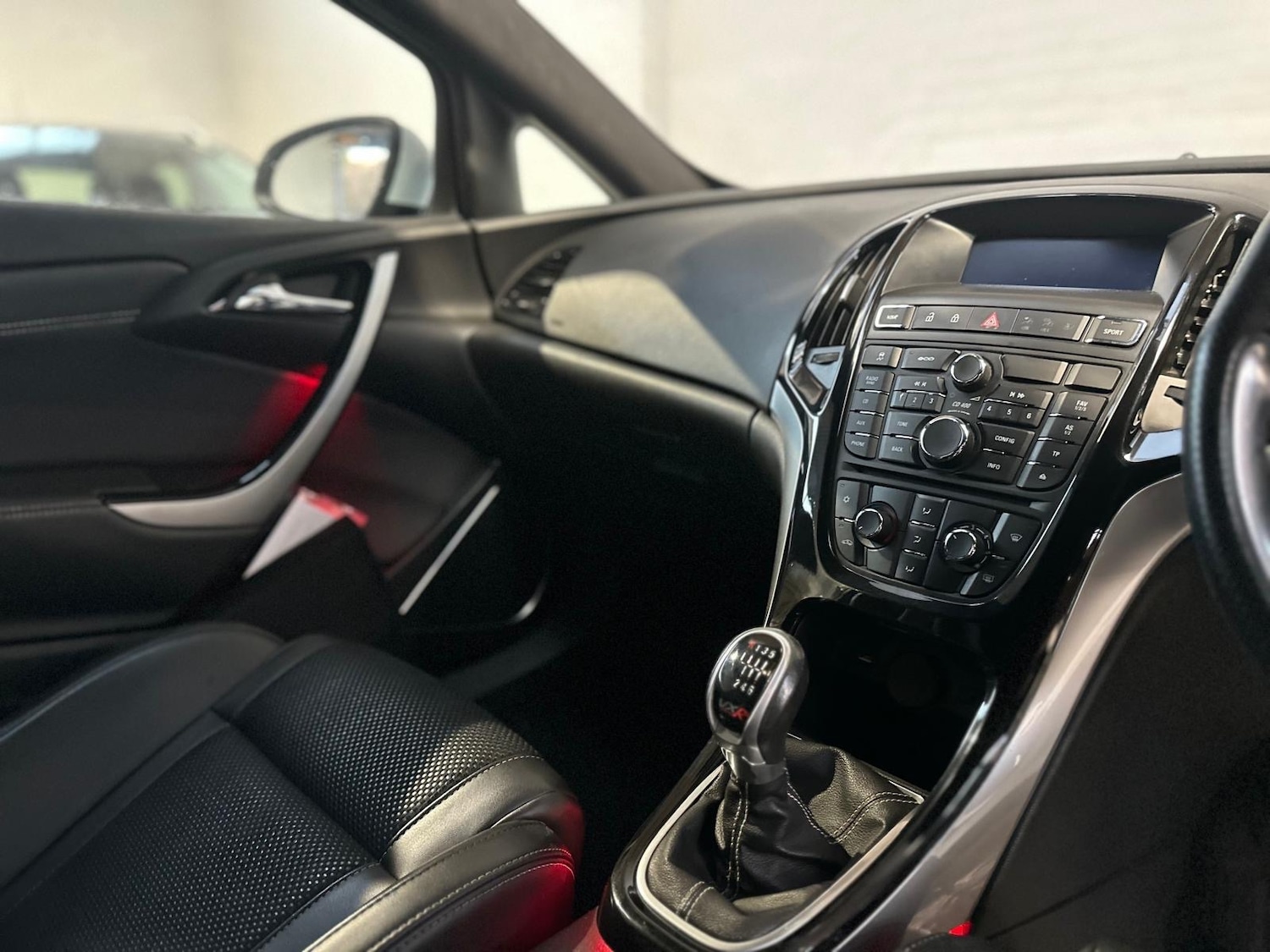 Used Vauxhall Astra GTC 2013 for sale - 76921966: Photo 15