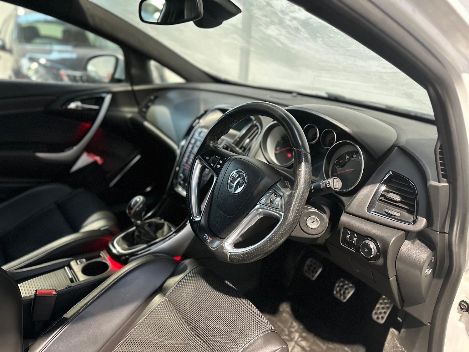 Used Vauxhall Astra GTC 2013 for sale - 76921966: Photo 17