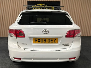 Used Toyota Avensis 2009 for sale - 79125370: Photo