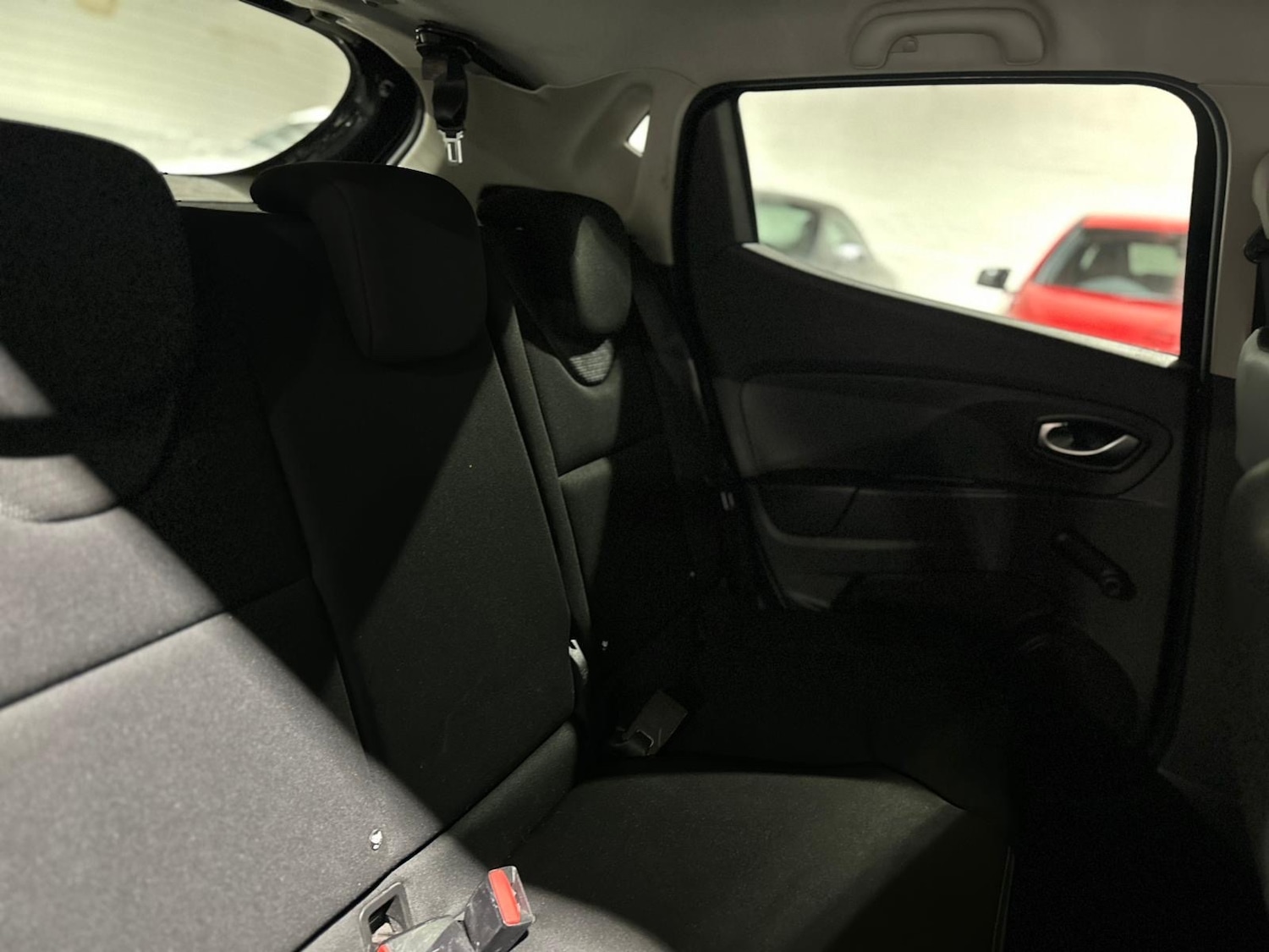 Used Renault Clio 2016 for sale - 76910846: Photo 12