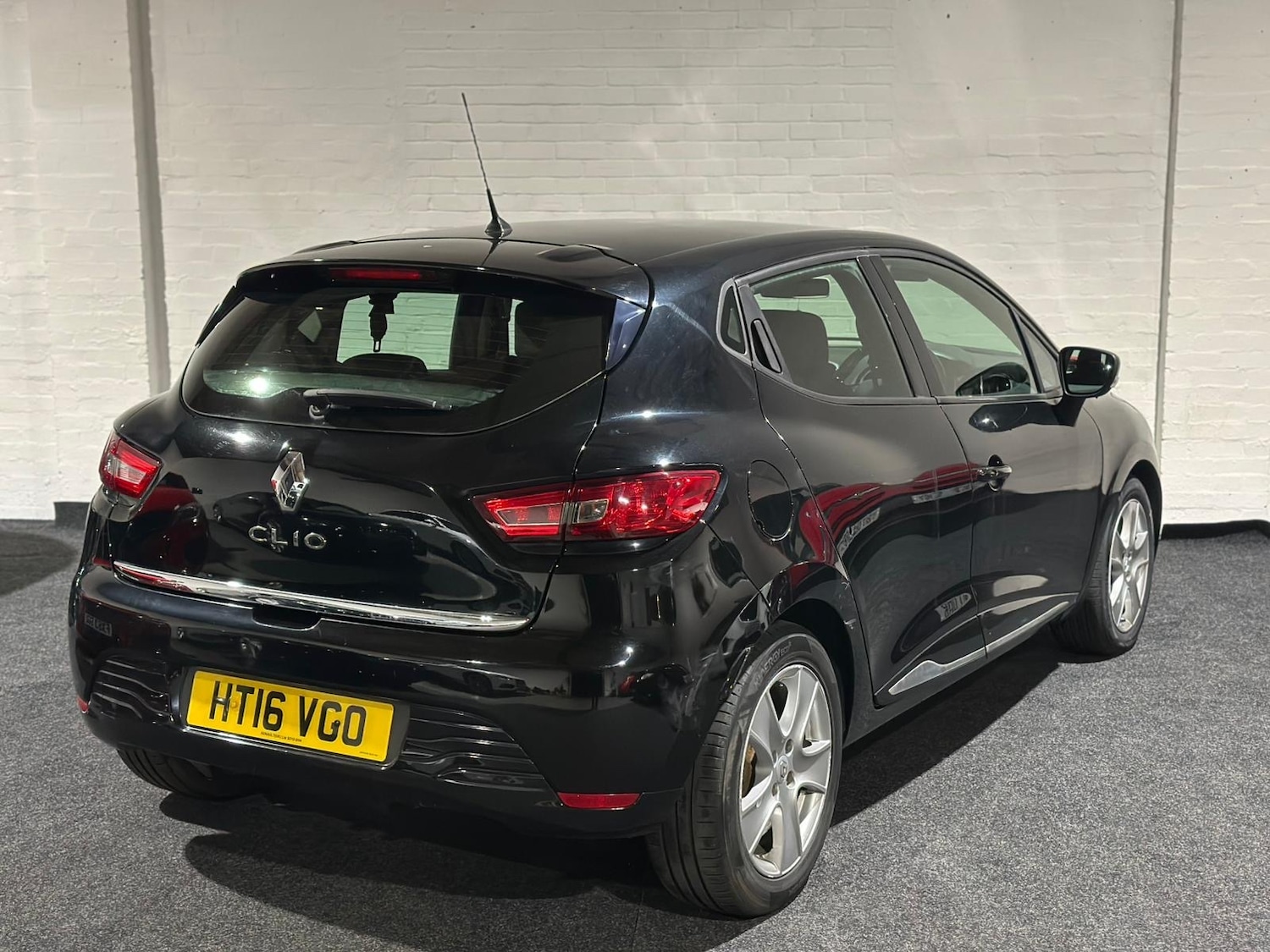 Used Renault Clio 2016 for sale - 76910846: Photo 3