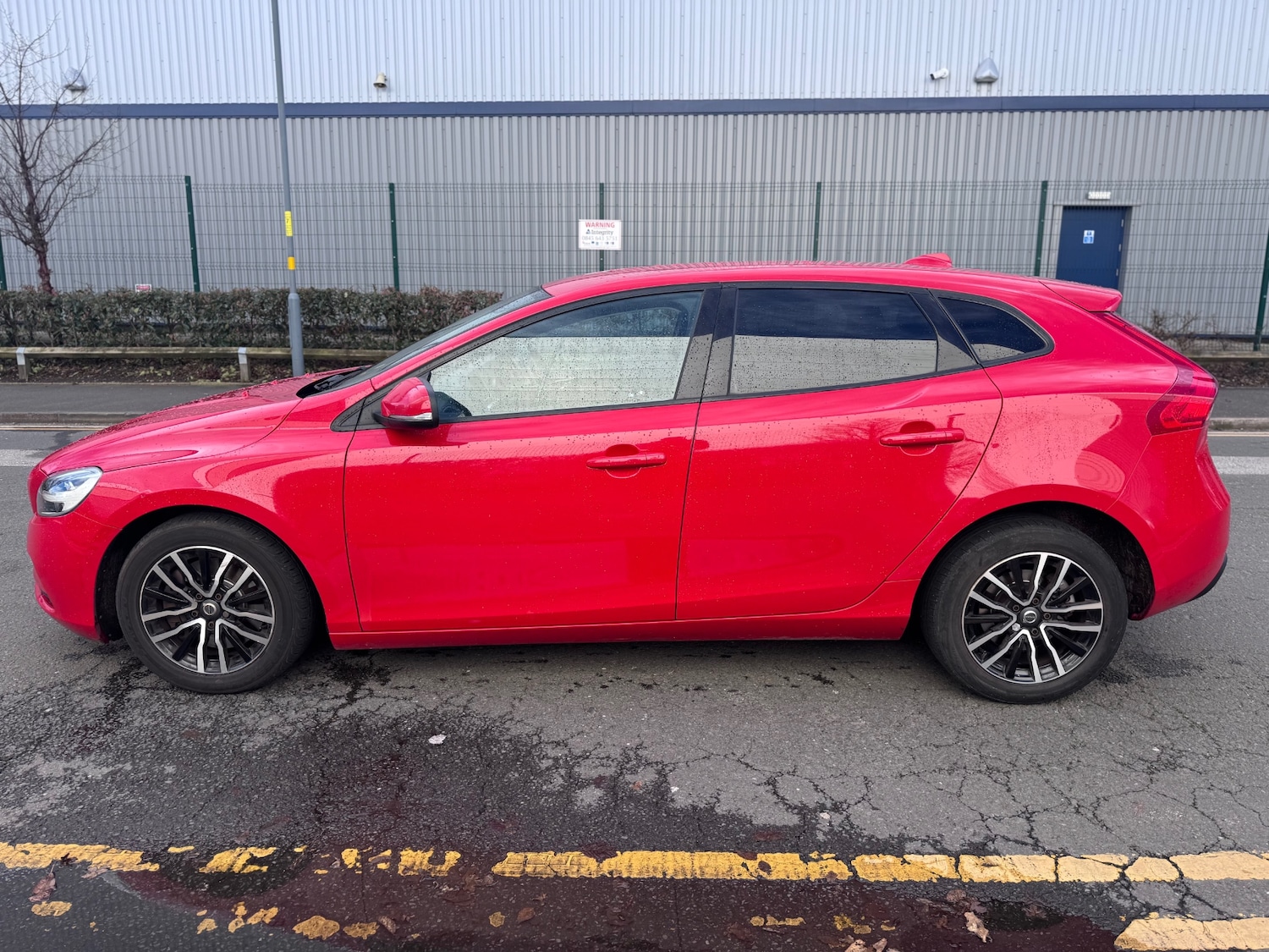 Used Volvo V40 2019 for sale - 77715689: Photo 6