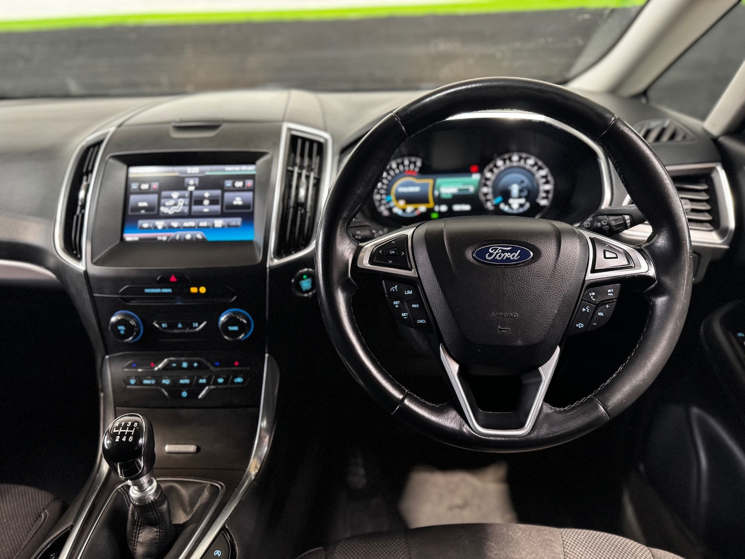 Used Ford S-Max 2015 for sale - 78098523: Photo 10