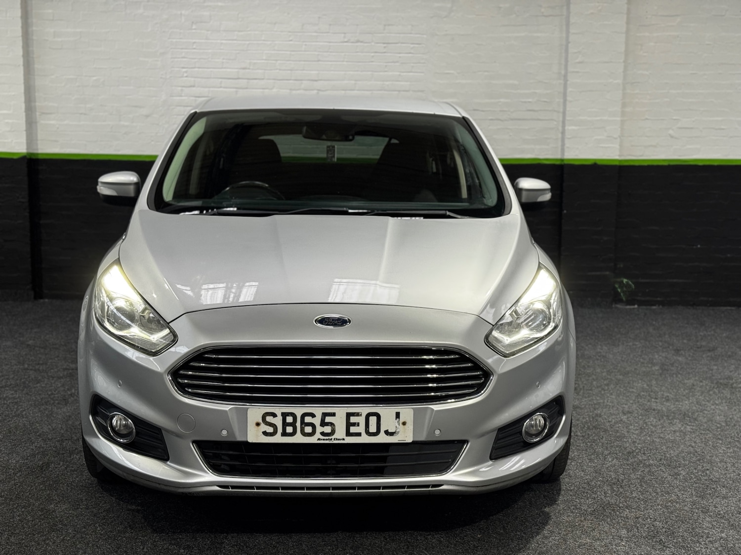 Used Ford S-Max 2015 for sale - 78098523: Photo 2