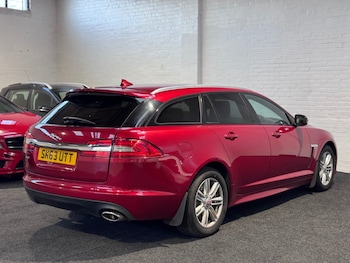 Used Jaguar XF 2013 for sale - 76910843: Photo