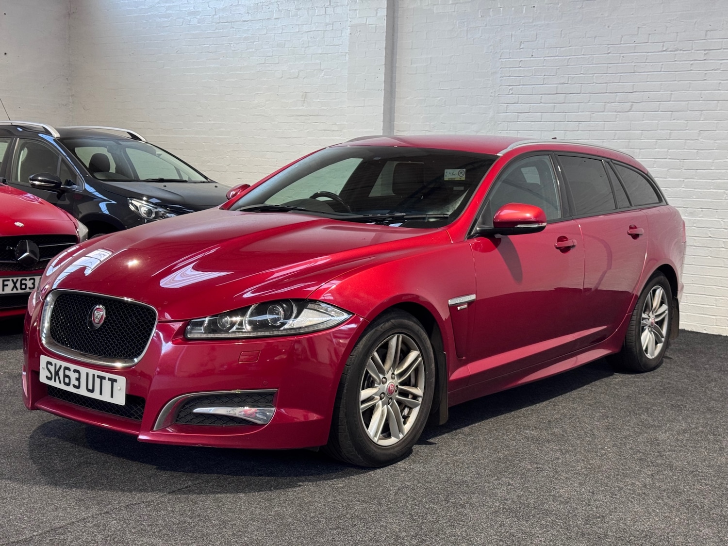 Used Jaguar XF 2013 for sale - 76910843: Photo 7