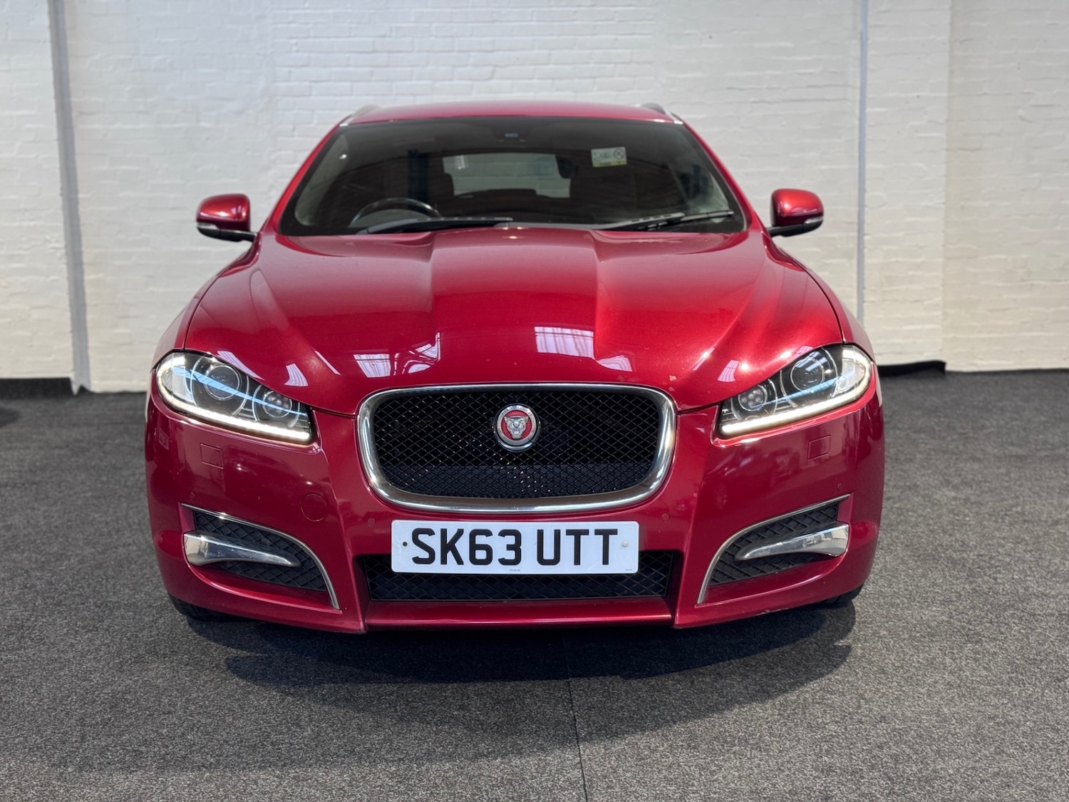 Used Jaguar XF 2013 for sale - 76910843: Photo 8