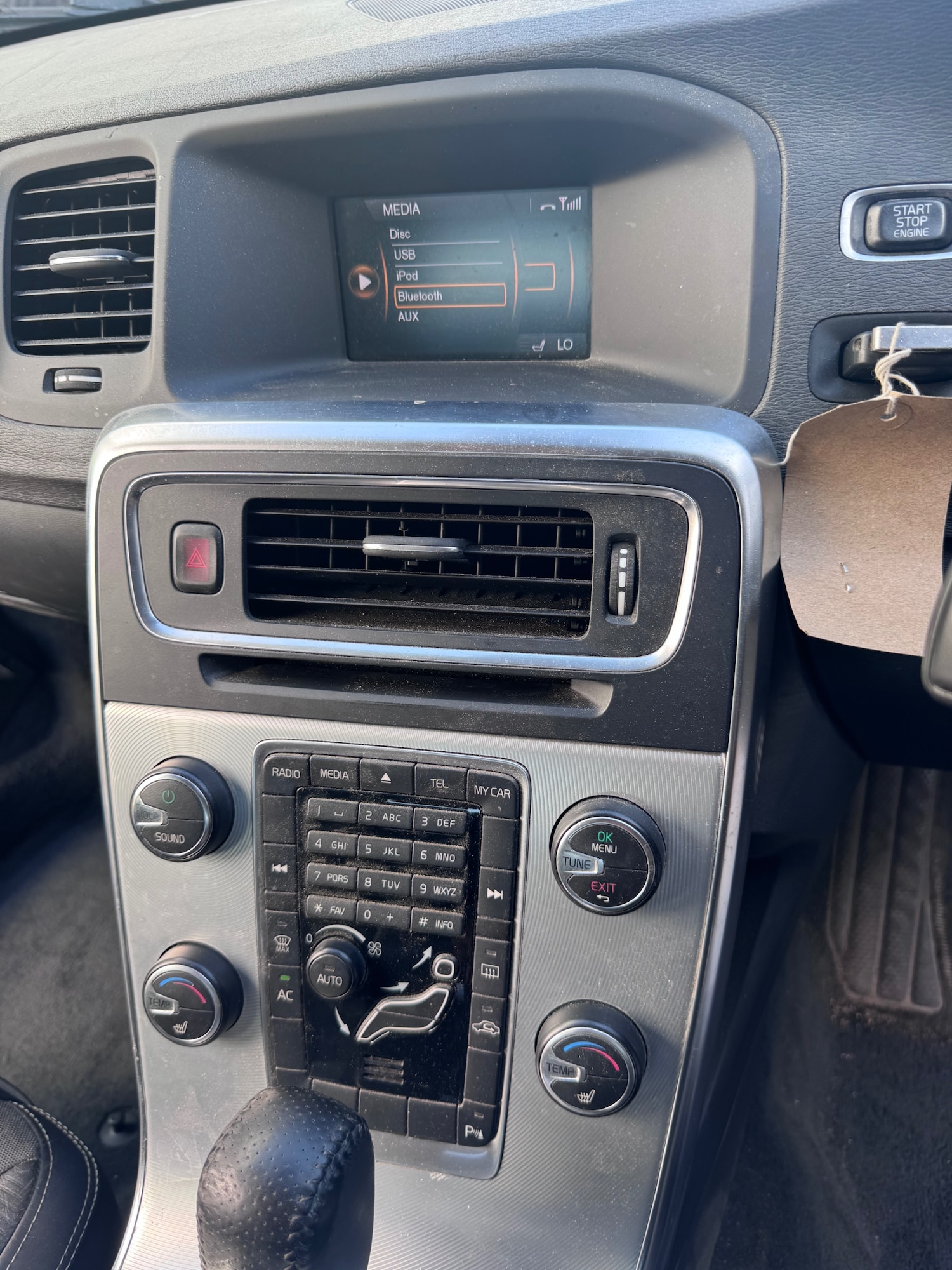 Used Volvo V60 2011 for sale - 78168216: Photo 17