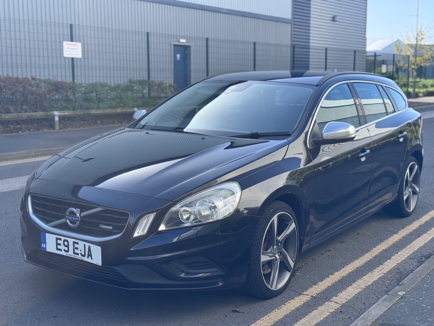 Used Volvo V60 2011 for sale - 78168216: Photo 7