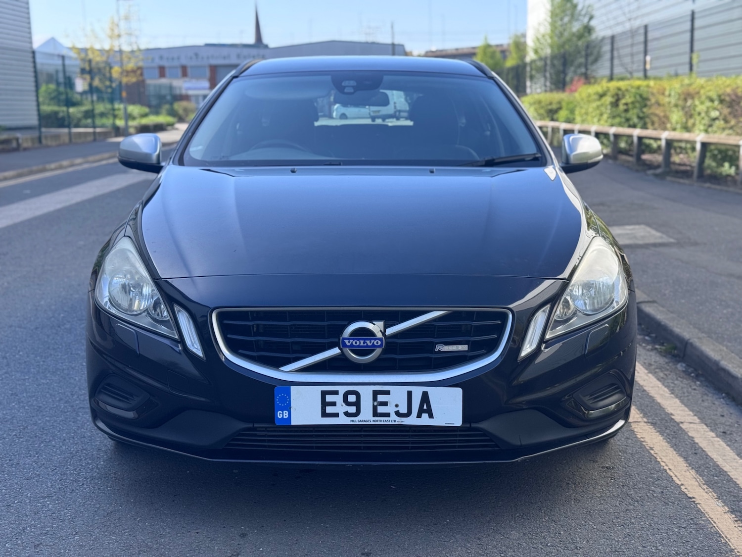 Used Volvo V60 2011 for sale - 78168216: Photo 8