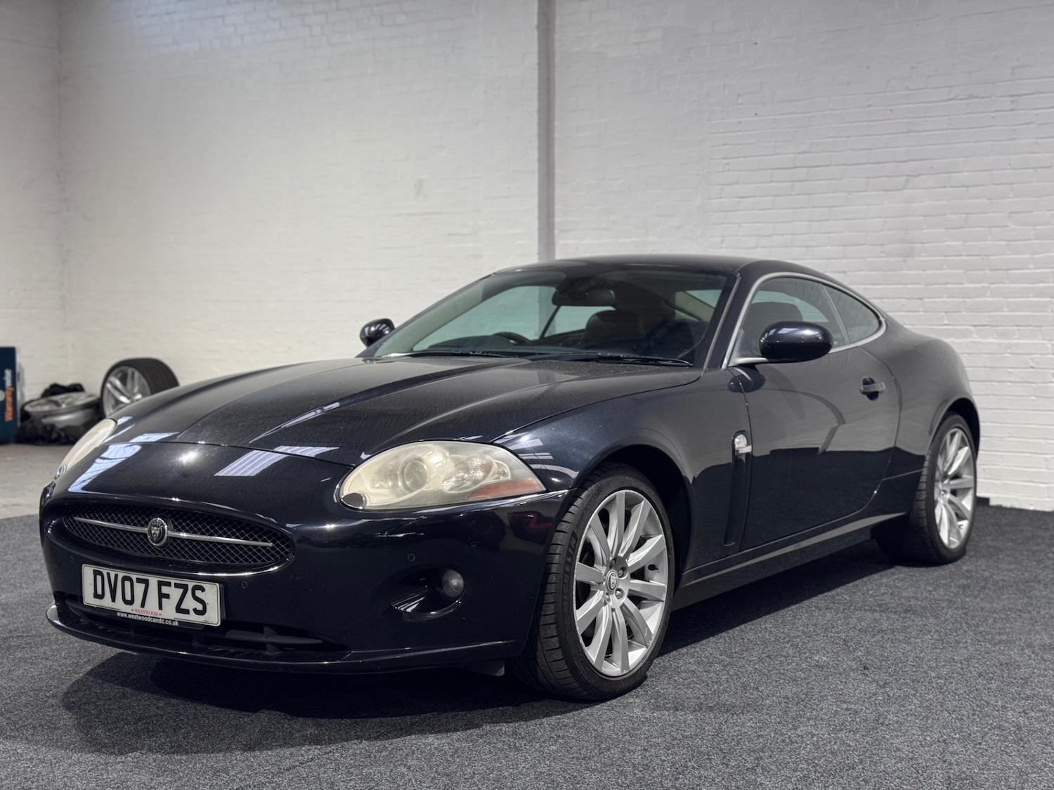 Used Jaguar XK 2007 for sale - 76638727: Photo 7