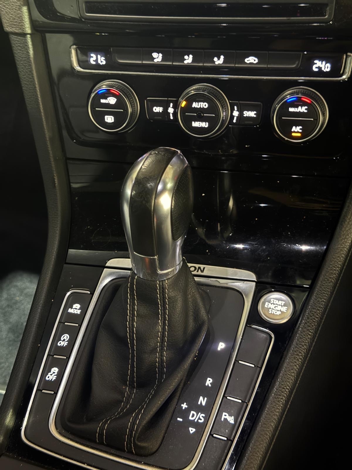 Used Volkswagen Golf 2014 for sale - 76501733: Photo 14