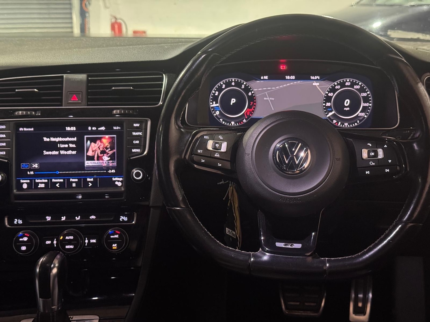 Used Volkswagen Golf 2014 for sale - 76501733: Photo 15