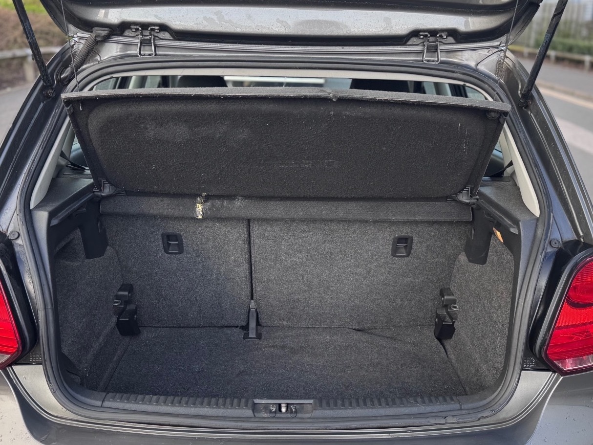 Used Volkswagen Polo 2011 for sale - 78067790: Photo 11