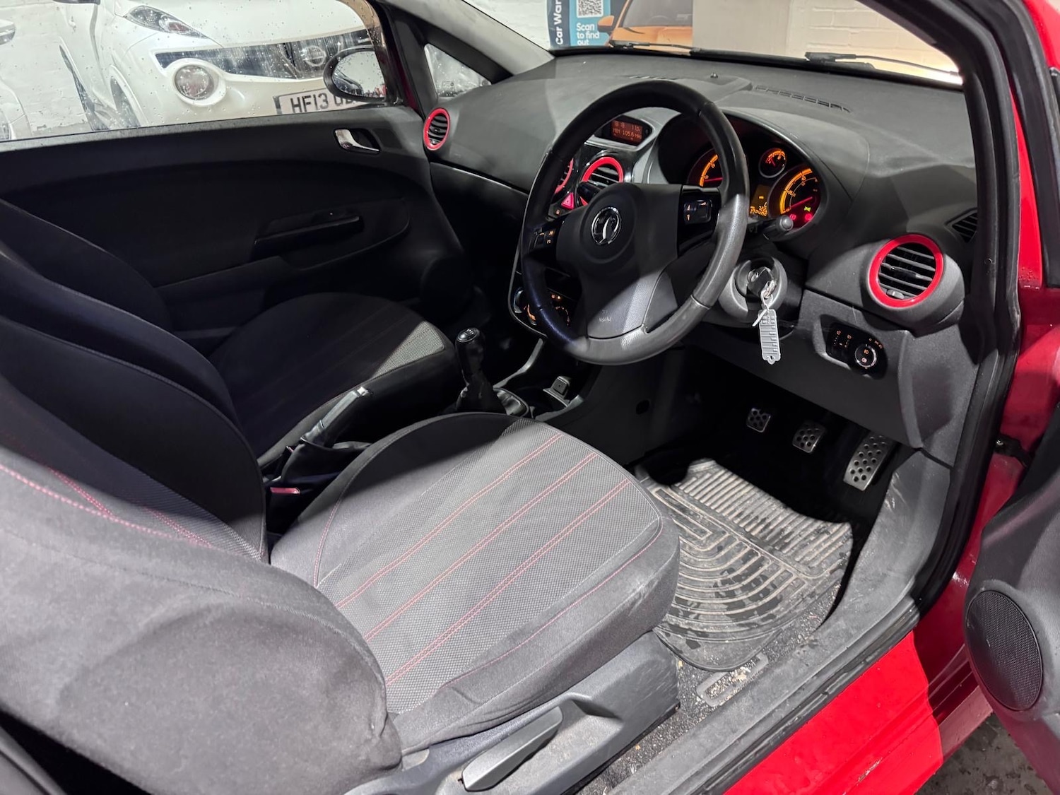 Used Vauxhall Corsa 2012 for sale - 76330301: Photo 11