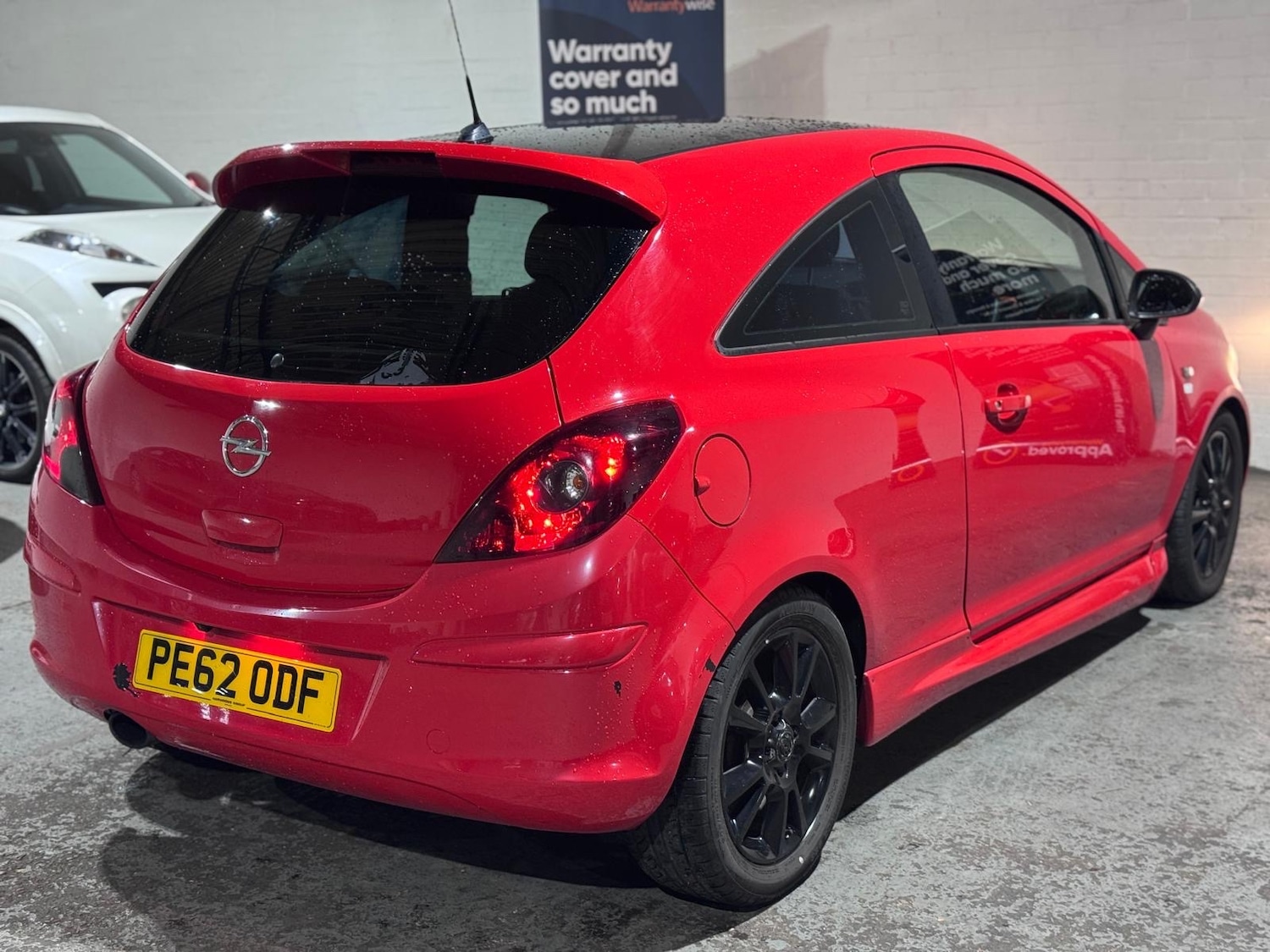 Used Vauxhall Corsa 2012 for sale - 76330301: Photo 3