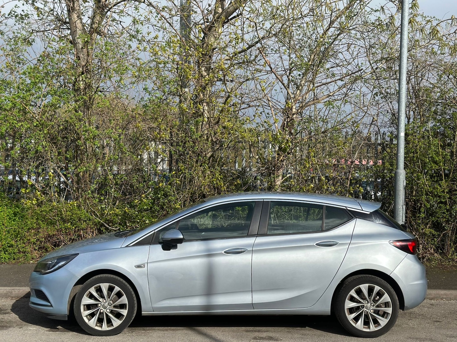 Used Vauxhall Astra 2016 for sale - 78071103: Photo 6