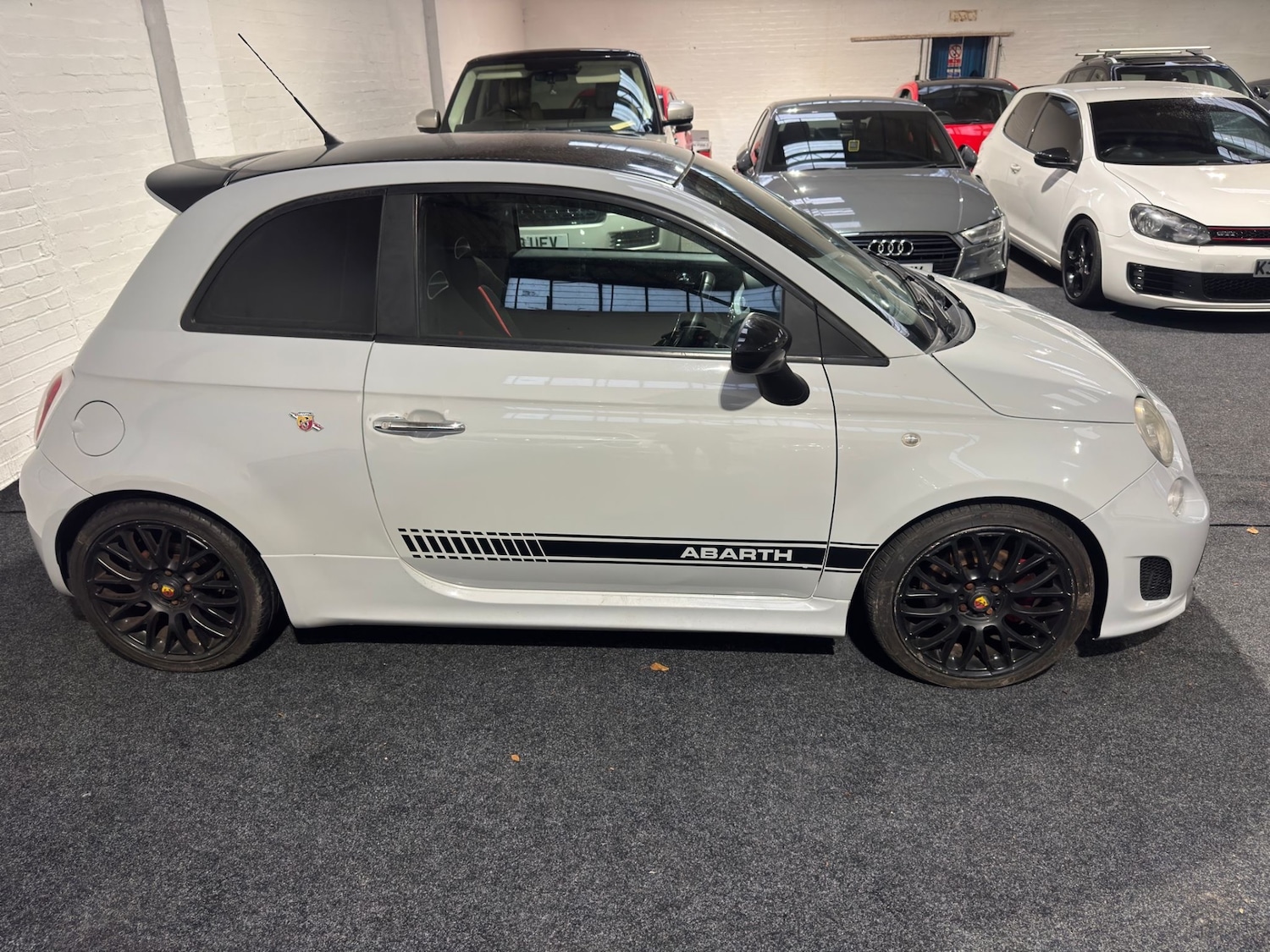 Used Abarth 500 2009 for sale - 76542895: Photo 2