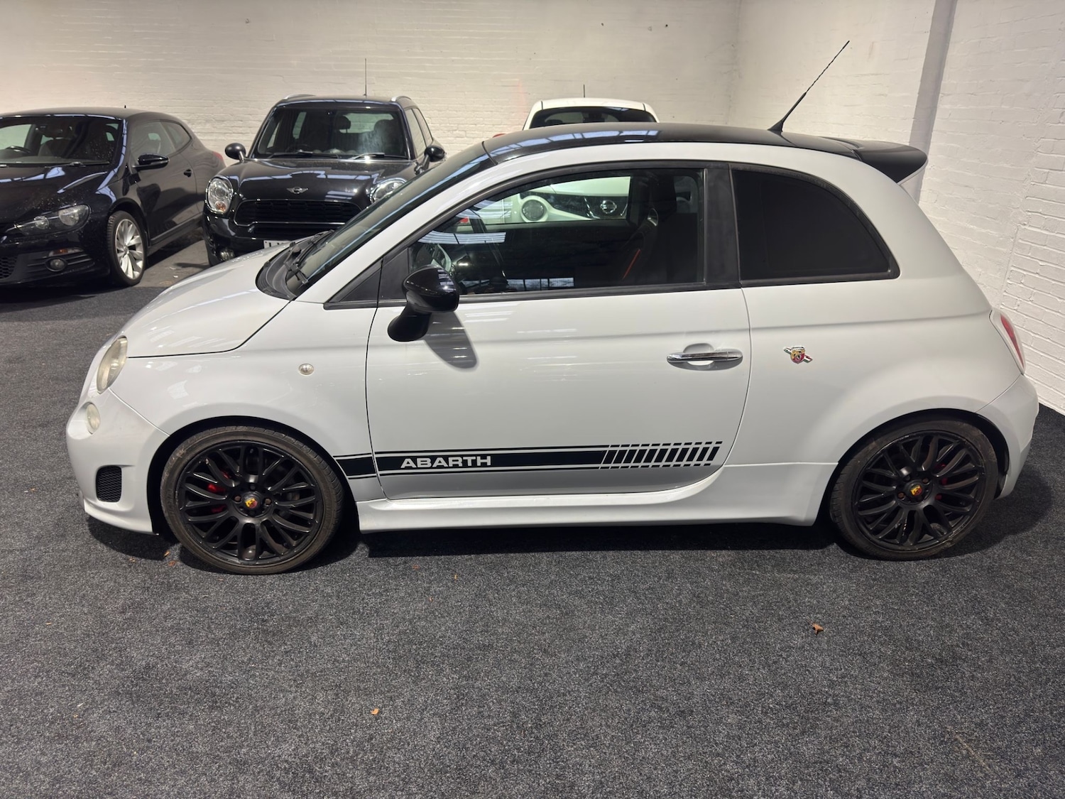 Used Abarth 500 2009 for sale - 76542895: Photo 6