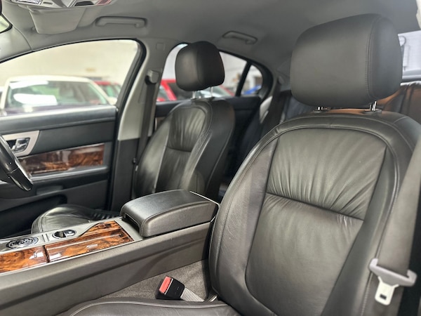 Used Jaguar XF 2008 for sale - 76226129: Photo 12