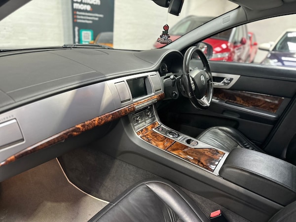 Used Jaguar XF 2008 for sale - 76226129: Photo 13