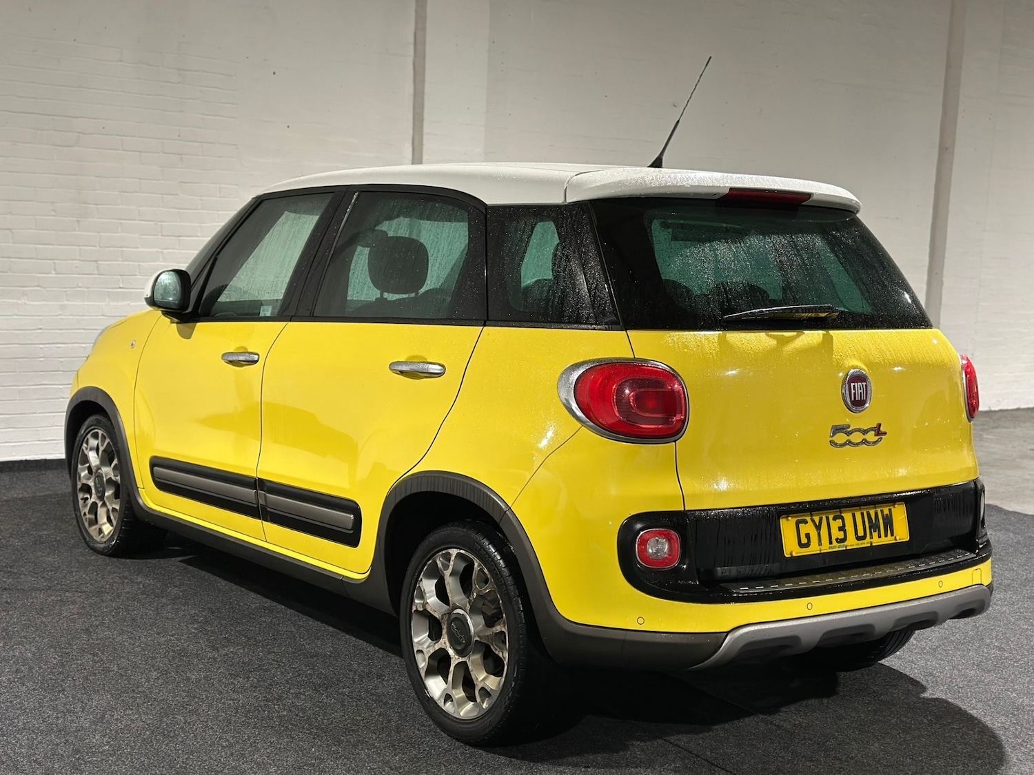 Used Fiat 500L 2013 for sale - 77426213: Photo 5