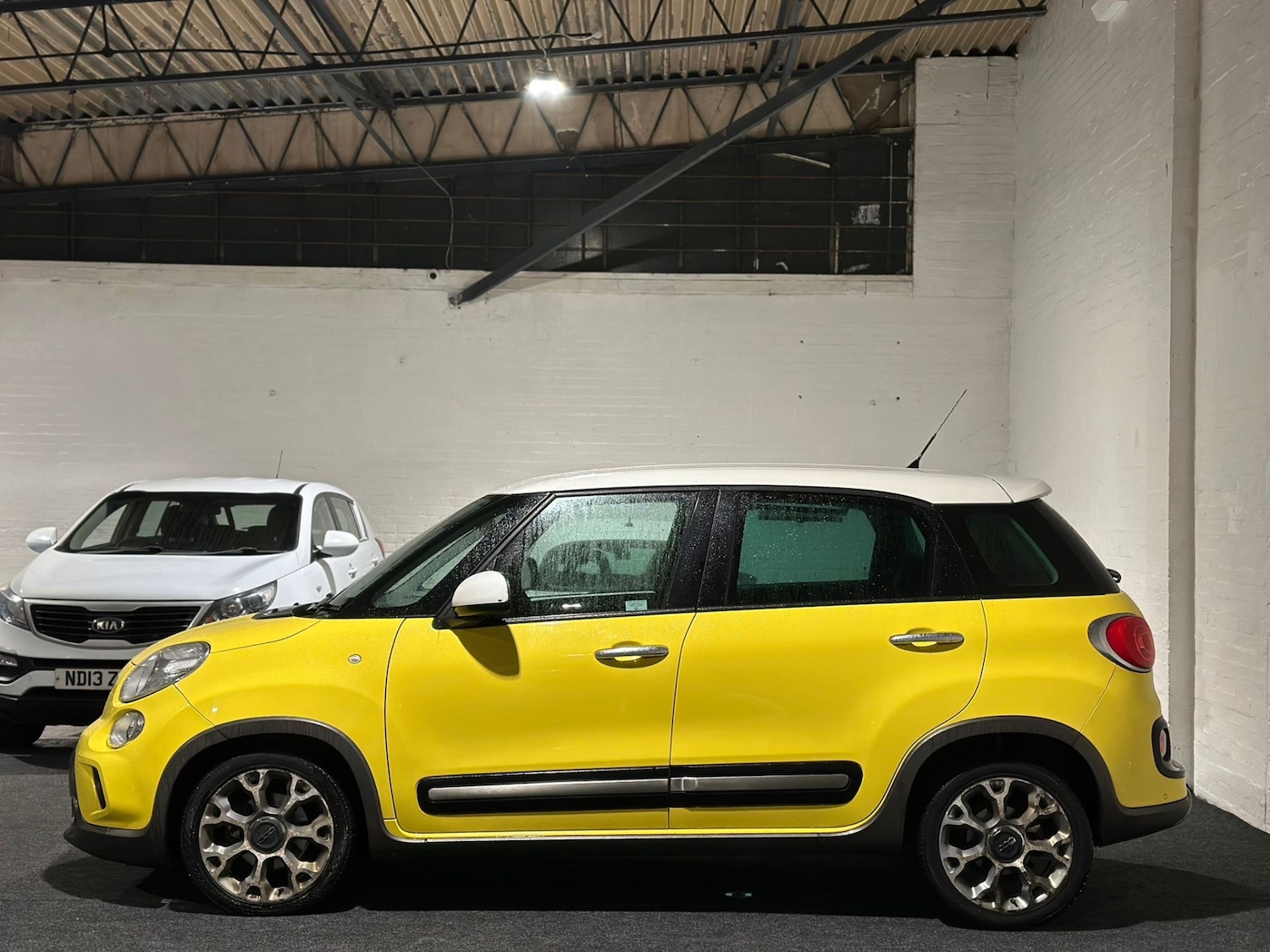 Used Fiat 500L 2013 for sale - 77426213: Photo 6
