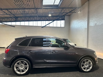 Used Audi Q5 2009 for sale - 76784716: Photo